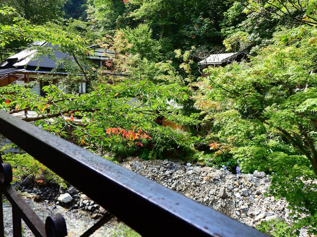 Lamp No Yado Aoni Onsen Hotel Hirakawa Bagian luar foto